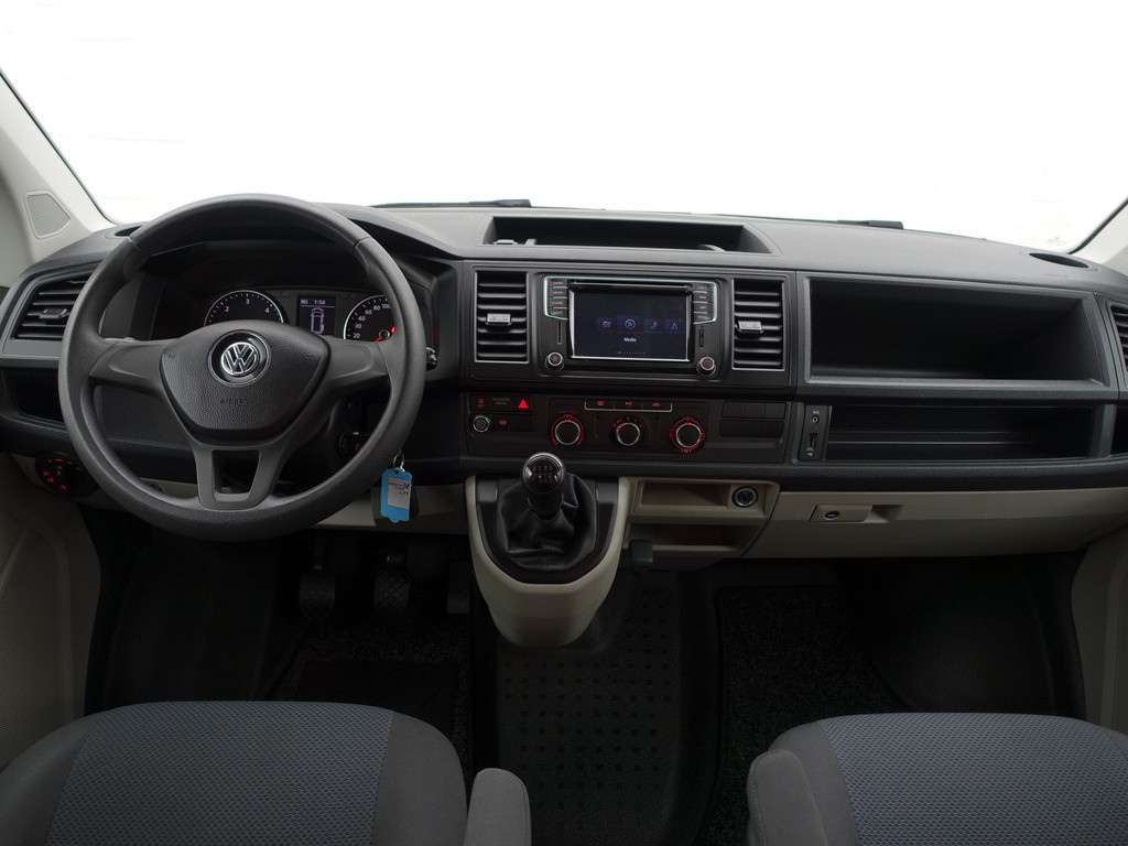 
Volkswagen Transporter 2.0 TDI Euro 6 L2 Highline- Dubbele Cabine, 4/5 Pers, Carplay, Park Assist, Navi, Cruise, Trekhaak vol									