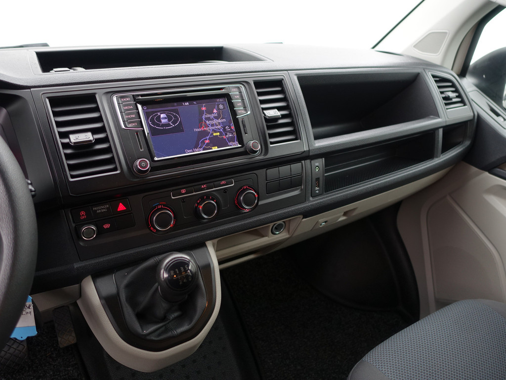 
Volkswagen Transporter 2.0 TDI Euro 6 L2 Highline- Dubbele Cabine, 4/5 Pers, Carplay, Park Assist, Navi, Cruise, Trekhaak vol									