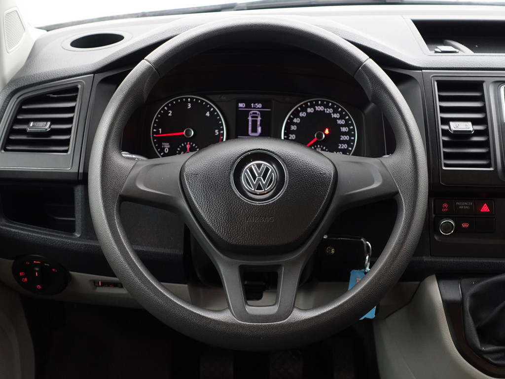 
Volkswagen Transporter 2.0 TDI Euro 6 L2 Highline- Dubbele Cabine, 4/5 Pers, Carplay, Park Assist, Navi, Cruise, Trekhaak vol									