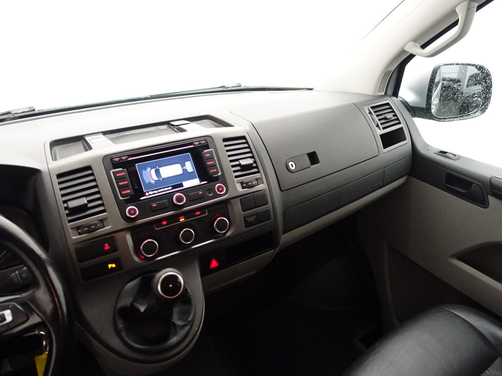 
								Volkswagen Transporter 2.0 TDI L2 Highline+ Dubbele Cabine, 5 Pers, Design Leder, Park Assist, Navi, Trekhaak vol									