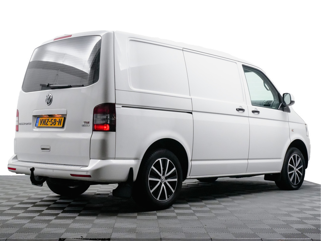 
								Volkswagen Transporter 2.0 TDI 180Pk 4Motion Highline Aut- 3 Pers, Sport Leder, Camera, Clima, Stoelverwarming, Cabine Ventilatie vol									