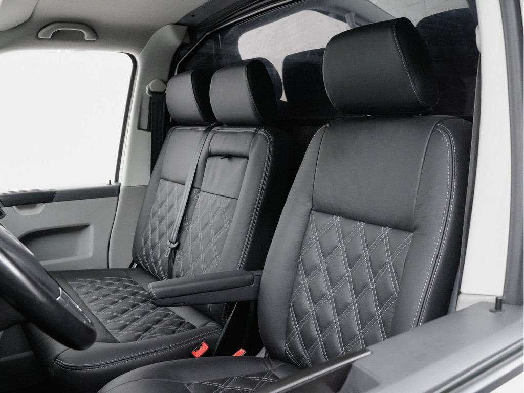 
								Volkswagen Transporter 2.0 TDI 180Pk 4Motion Highline Aut- 3 Pers, Sport Leder, Camera, Clima, Stoelverwarming, Cabine Ventilatie vol									