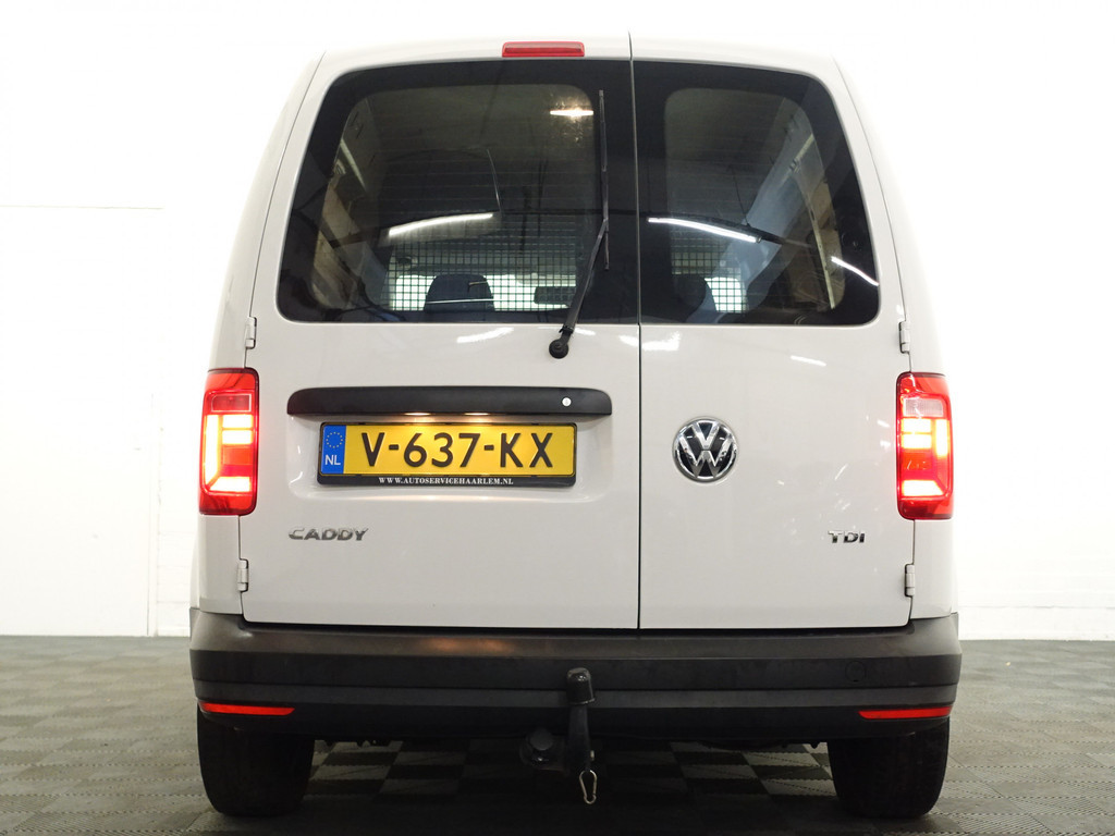 
Volkswagen Caddy 2.0 TDI Euro 6 L1 BMT Comfortline- Airco, Elek Pakket, Trekhaak, Grijs Kenteken vol									