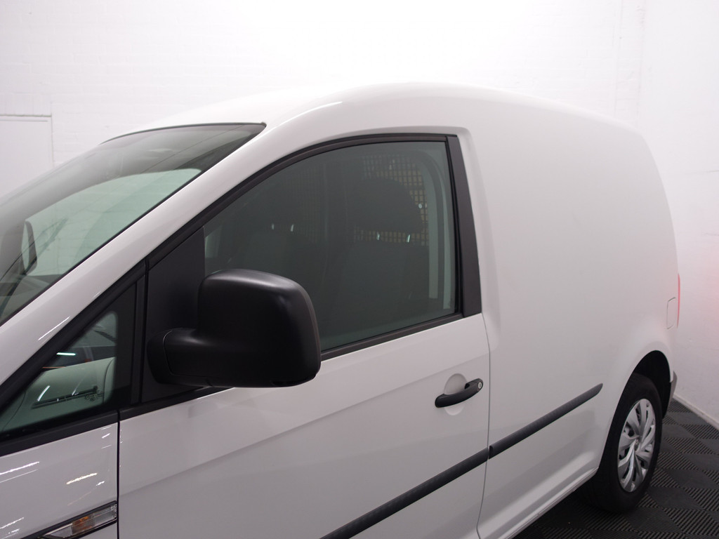
Volkswagen Caddy 2.0 TDI Euro 6 L1 BMT Comfortline- Airco, Elek Pakket, Trekhaak, Grijs Kenteken vol									