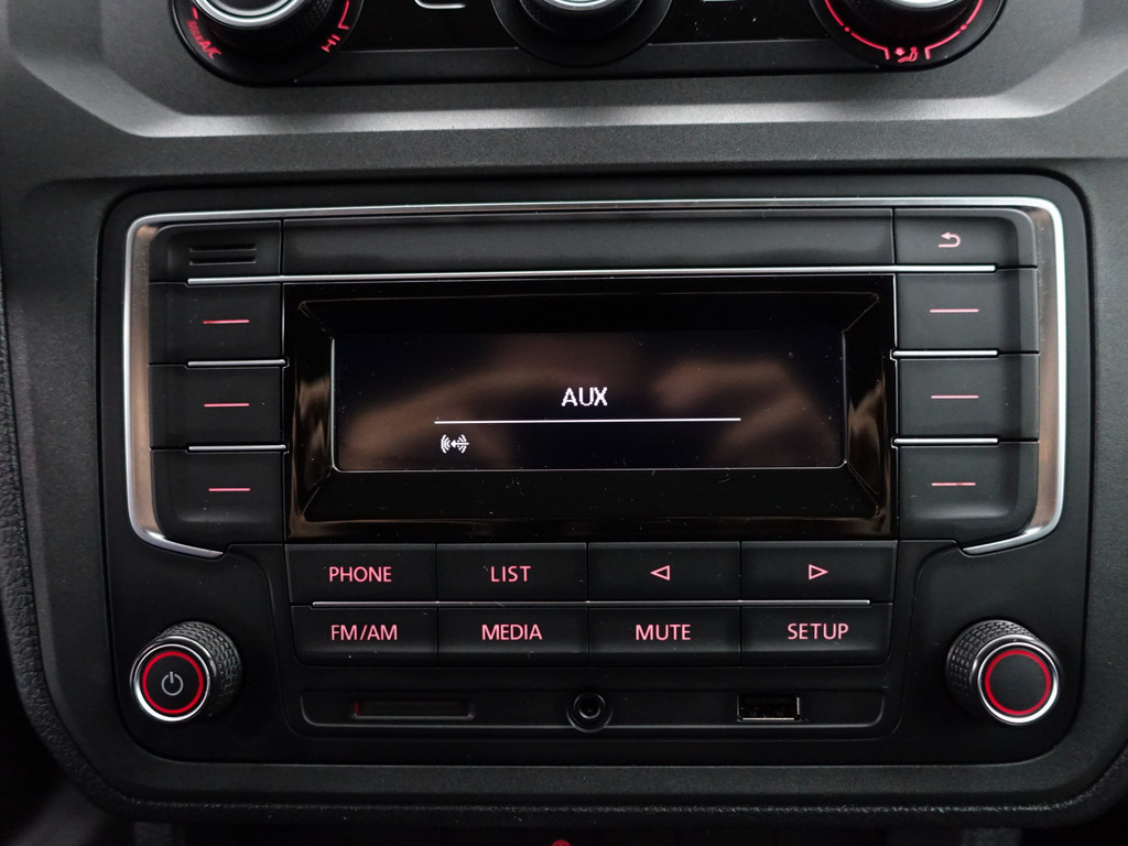 
								Volkswagen Caddy Maxi 2.0 TDI Euro 6 L2 R-line Brembo Aut- Treeplanken, Cruise, Clima, Park Assist, Led vol									