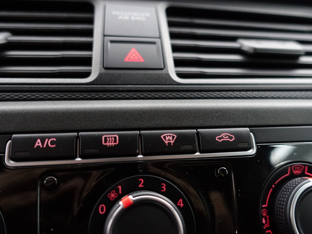 
								Volkswagen Caddy Maxi 2.0 TDI Euro 6 L2 R-line Brembo Aut- Treeplanken, Cruise, Clima, Park Assist, Led vol									