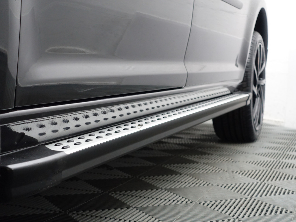 
								Volkswagen Caddy Maxi 2.0 TDI Euro 6 L2 R-line Brembo Aut- Treeplanken, Cruise, Clima, Park Assist, Led vol									