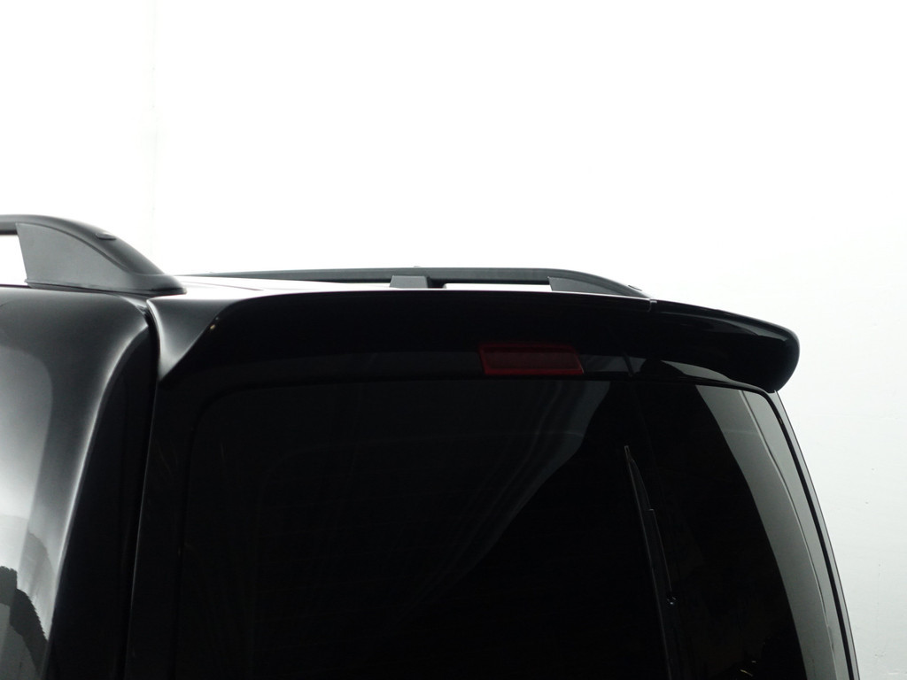 
								Volkswagen Caddy Maxi 2.0 TDI Euro 6 L2 R-line Brembo Aut- Treeplanken, Cruise, Clima, Park Assist, Led vol									