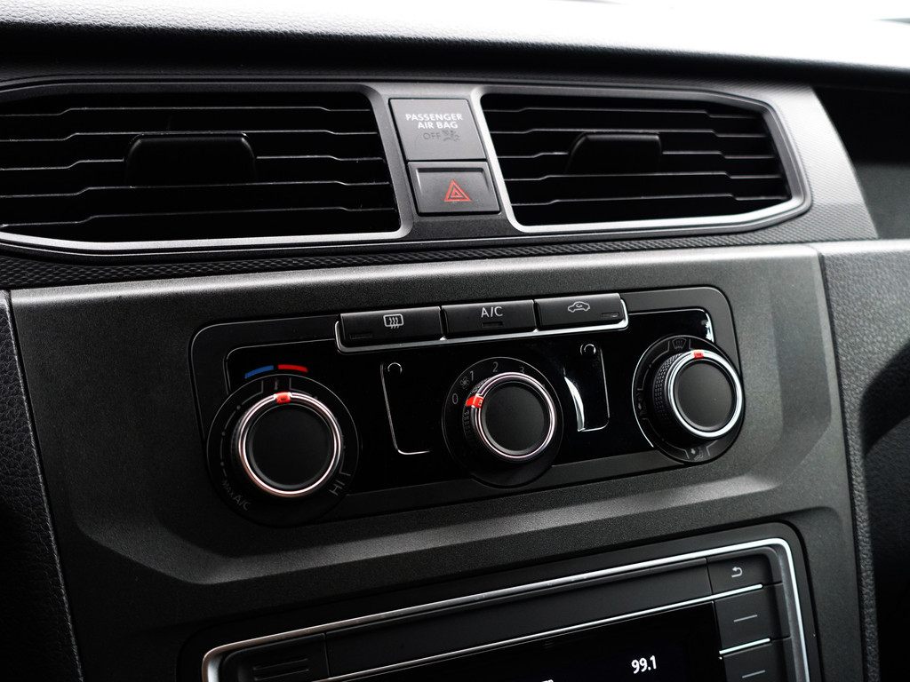 
Volkswagen Caddy Maxi 2.0 TDI Euro 6 L2H1 BMT Highline- Park Assist, Cruise, Clima, Elek Pakket, Grijs Kenteken vol									