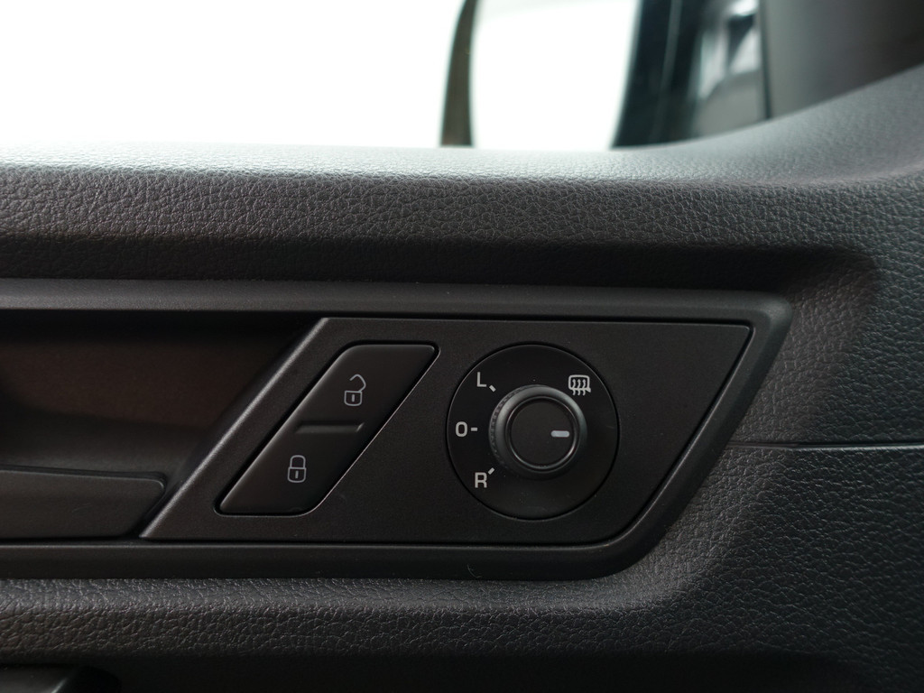 
Volkswagen Caddy Maxi 2.0 TDI Euro 6 L2H1 BMT Highline- Park Assist, Cruise, Clima, Elek Pakket, Grijs Kenteken vol									