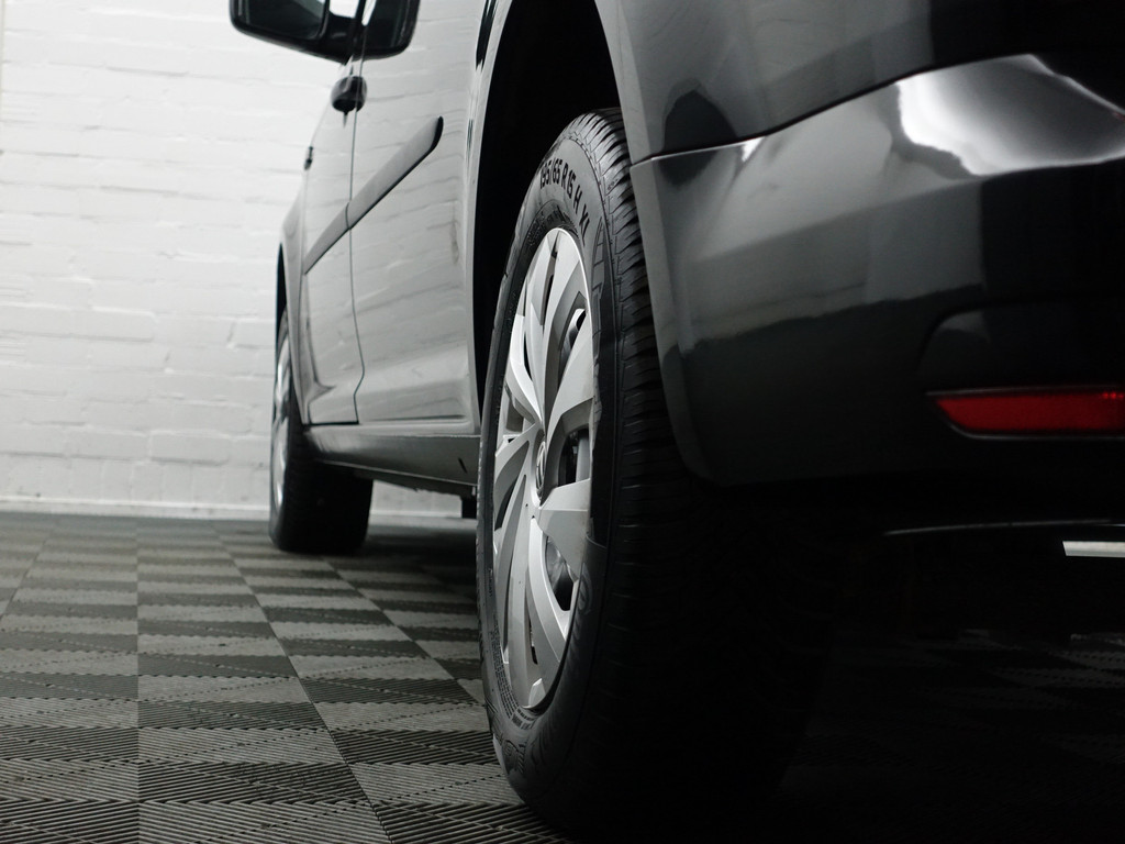 
Volkswagen Caddy Maxi 2.0 TDI Euro 6 L2H1 BMT Highline- Park Assist, Cruise, Clima, Elek Pakket, Grijs Kenteken vol									