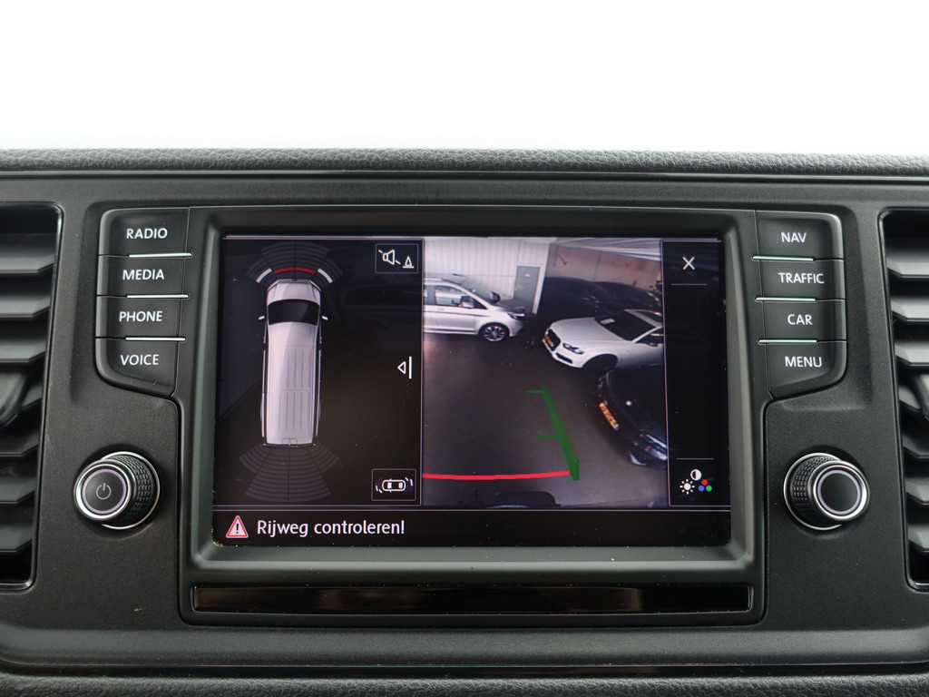 
								Volkswagen Crafter 35 2.0 TDI Euro 6 L3H3 Highline- 3 Pers, Ada Cruise, Camera, Park Assist, Park Pilot, Carplay, Comfort Interieur vol									