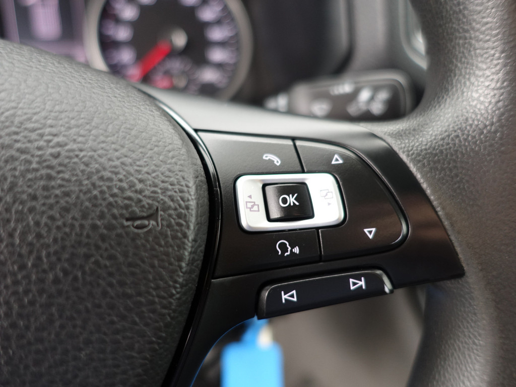 
								Volkswagen Crafter 35 2.0 TDI Euro 6 L3H3 Highline- 3 Pers, Ada Cruise, Camera, Park Assist, Park Pilot, Carplay, Comfort Interieur vol									