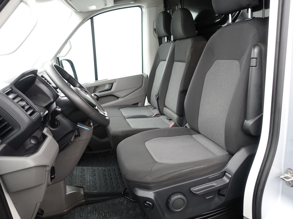 
								Volkswagen Crafter 35 2.0 TDI Euro 6 L3H3 Highline- 3 Pers, Ada Cruise, Camera, Park Assist, Park Pilot, Carplay, Comfort Interieur vol									