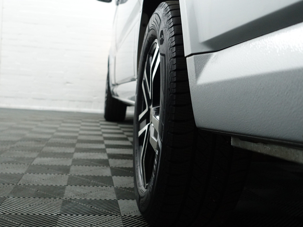 
								Volkswagen Crafter 35 2.0 TDI Euro 6 L3H3 Highline- 3 Pers, Ada Cruise, Camera, Park Assist, Park Pilot, Carplay, Comfort Interieur vol									