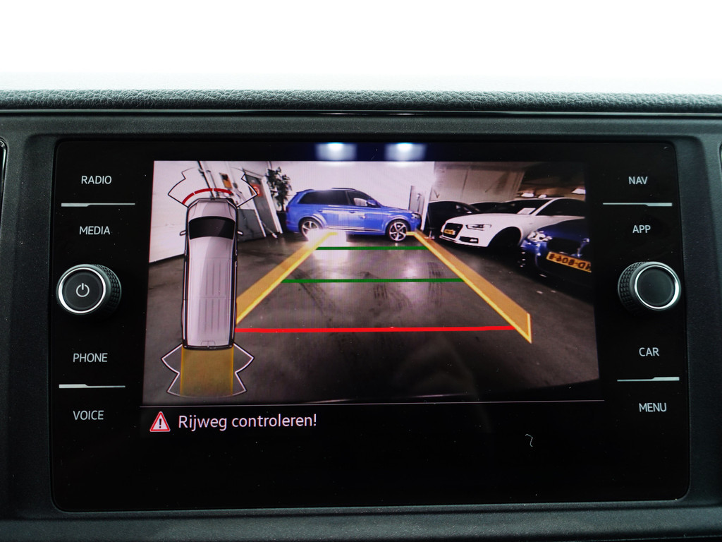 
Volkswagen Crafter 35 2.0 TDI Euro 6 L2H1 Highline Aut- Dubbele Cabine, 5/6 Pers, Massage Stoelen, Stoelverwarming, Ada Cruise vol									