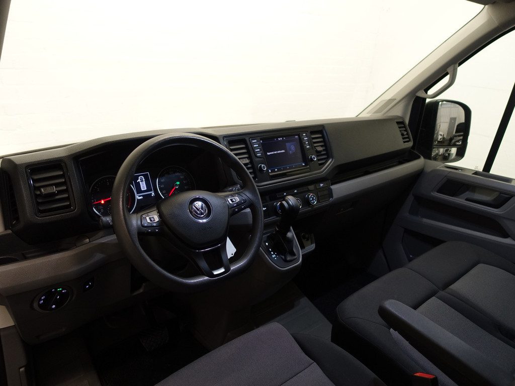 
Volkswagen Crafter 35 2.0 TDI Euro 6 L2H1 Highline+ Aut- 3 Pers, CarPlay, Ergo Comfort, Cruise, Clima, Grijs Kenteken vol									