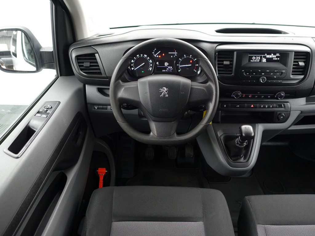 
								Peugeot Expert 231S 2.0 BlueHDI Euro 6 120 Premium Pack- Dubbele Cabine, 6 Pers, Park Assist, Trekhaak, Cruise, Clima vol									