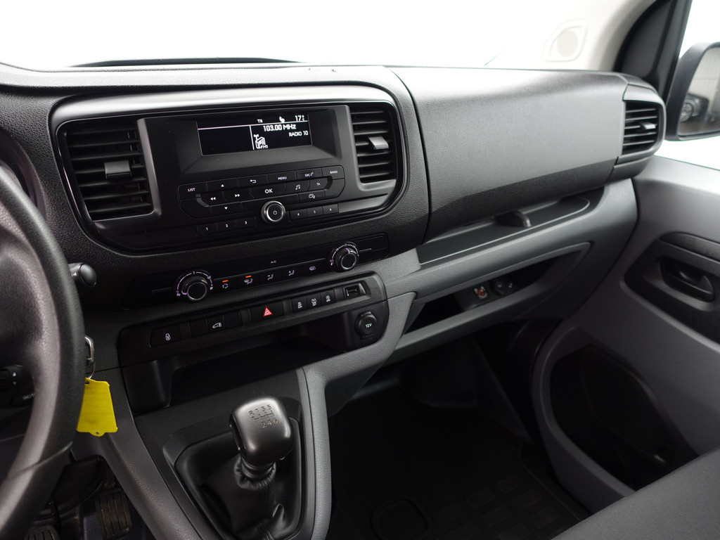 
								Peugeot Expert 231S 2.0 BlueHDI Euro 6 120 Premium Pack- Dubbele Cabine, 6 Pers, Park Assist, Trekhaak, Cruise, Clima vol									