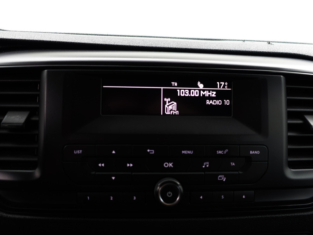 
								Peugeot Expert 231S 2.0 BlueHDI Euro 6 120 Premium Pack- Dubbele Cabine, 6 Pers, Park Assist, Trekhaak, Cruise, Clima vol									