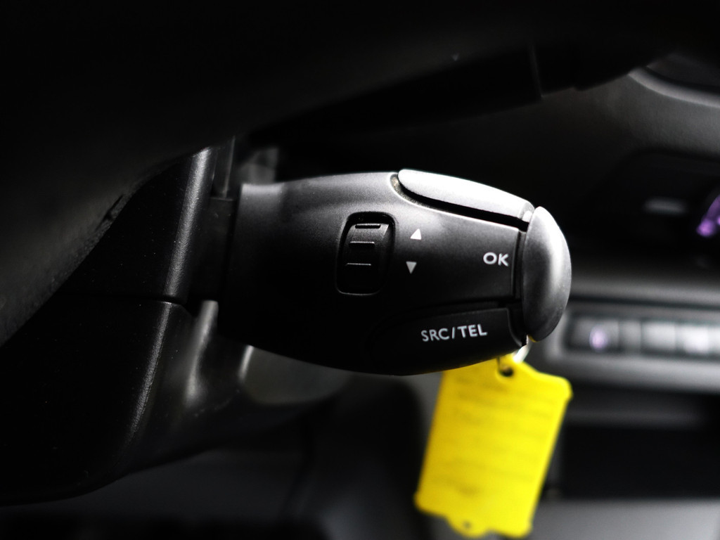 
								Peugeot Expert 231S 2.0 BlueHDI Euro 6 120 Premium Pack- Dubbele Cabine, 6 Pers, Park Assist, Trekhaak, Cruise, Clima vol									