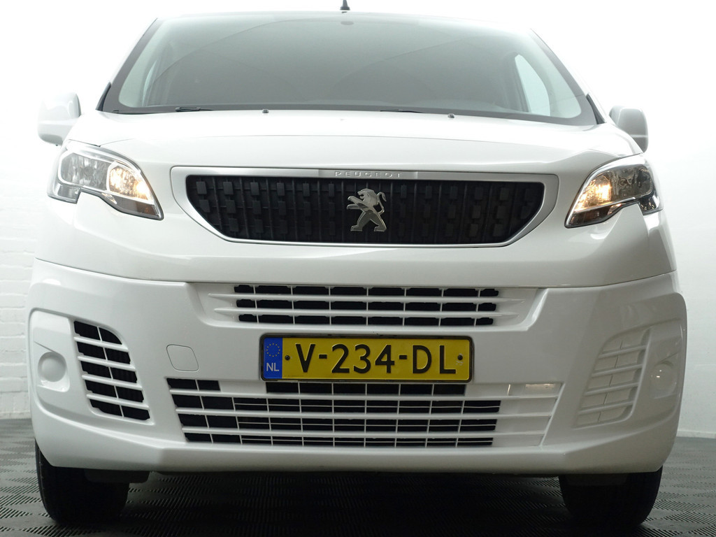 
								Peugeot Expert 231S 2.0 BlueHDI Euro 6 120 Premium Pack- Dubbele Cabine, 6 Pers, Park Assist, Trekhaak, Cruise, Clima vol									