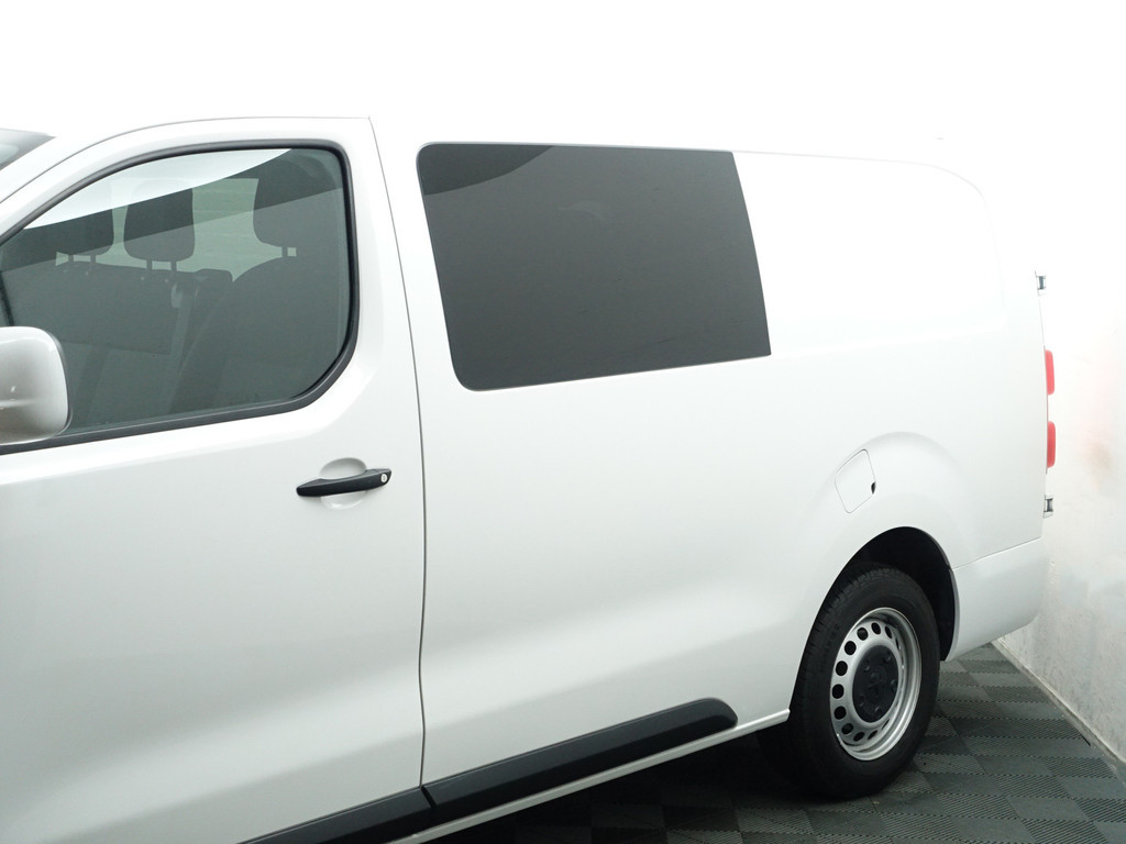 
								Peugeot Expert 231S 2.0 BlueHDI Euro 6 120 Premium Pack- Dubbele Cabine, 6 Pers, Park Assist, Trekhaak, Cruise, Clima vol									