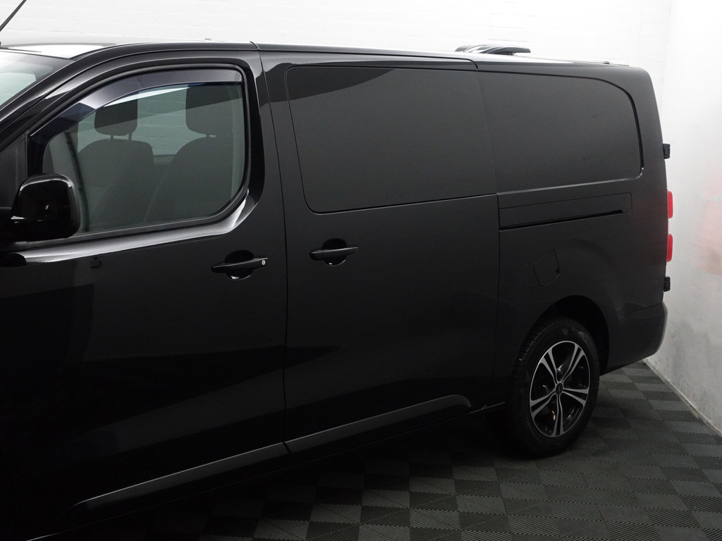 
								Peugeot Expert 231L 2.0 BlueHDI Euro 6 180 Premium Pack Aut- Dubbele Cabine, 5/6 Pers, 2x Schuifdeur, CarPlay, 360 Camera, Trekhaak vol									
