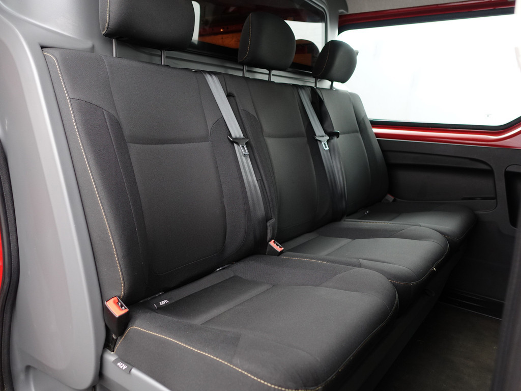 
Renault Trafic 1.6 dCi T29 L2 Comfort- Dubbele Cabine, 6 Pers, Park Assist, Cruise, Clima, Comfort Interieur vol									