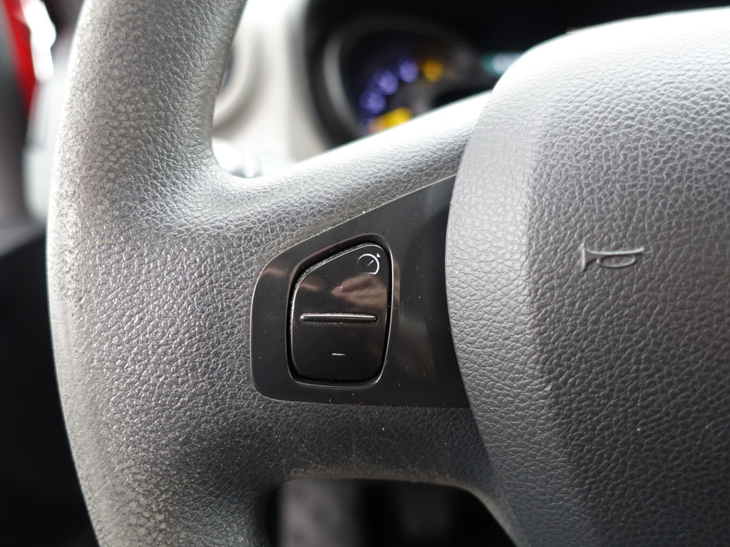 
Renault Trafic 1.6 dCi T29 L2 Comfort- Dubbele Cabine, 6 Pers, Park Assist, Cruise, Clima, Comfort Interieur vol									