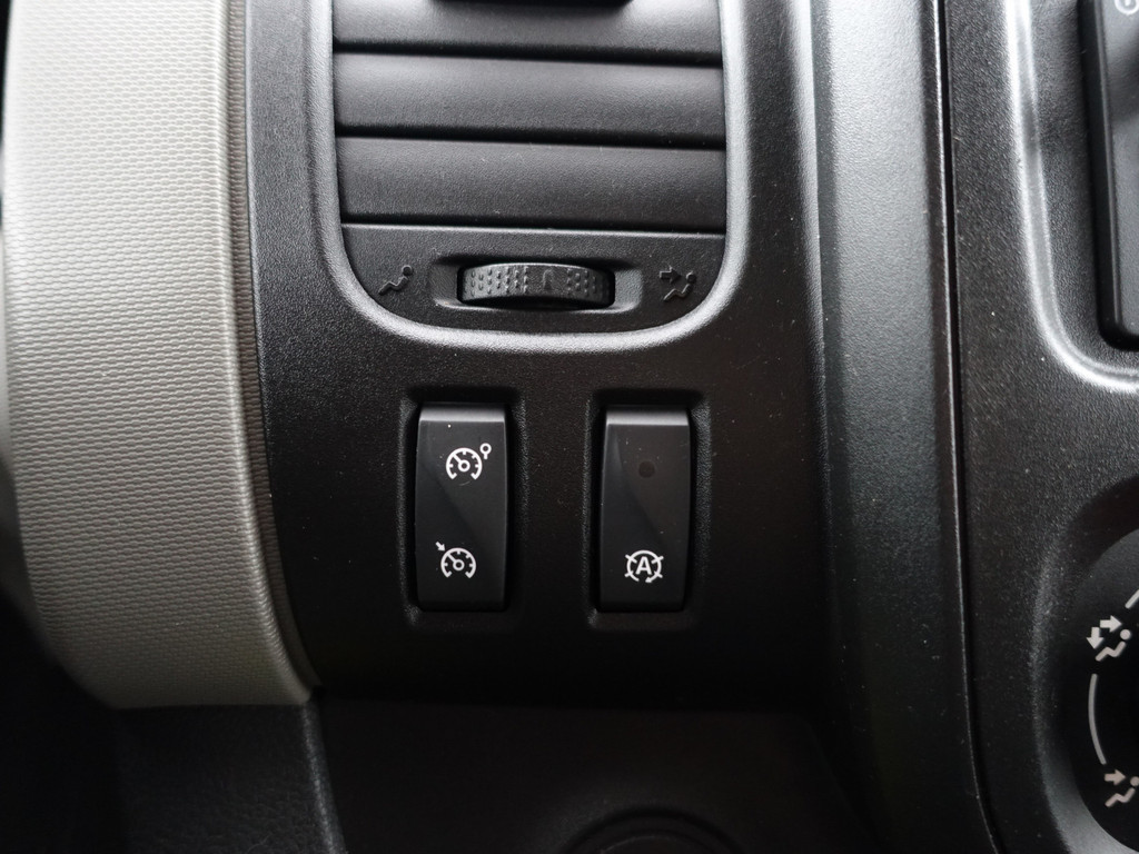 
Renault Trafic 1.6 dCi T29 L2 Comfort- Dubbele Cabine, 6 Pers, Park Assist, Cruise, Clima, Comfort Interieur vol									