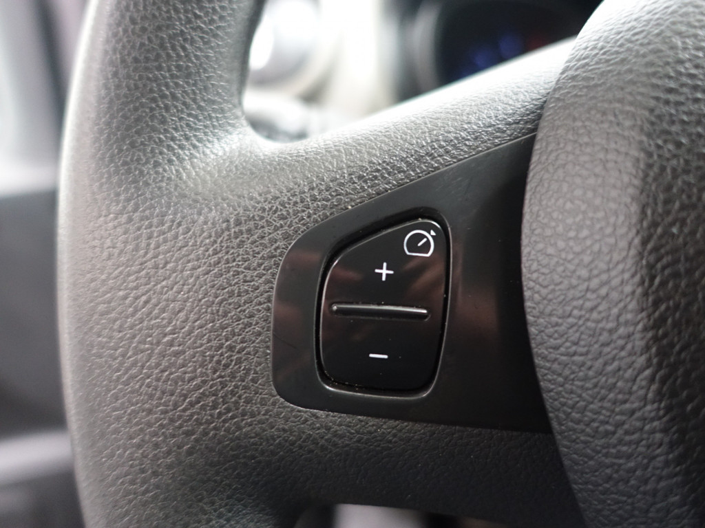 
Renault Trafic 1.6 dCi Euro 6 T29 L2H1 Luxe- Full map Navi, Cruise, Mf Stuur, Airco, Grijs Kenteken vol									