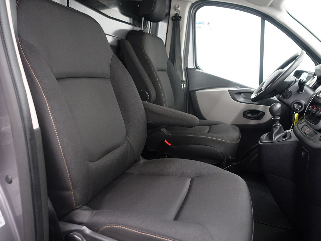 
Renault Trafic 1.6 dCi Euro 6 T29 L2H1 Luxe- Full map Navi, Cruise, Mf Stuur, Airco, Grijs Kenteken vol									