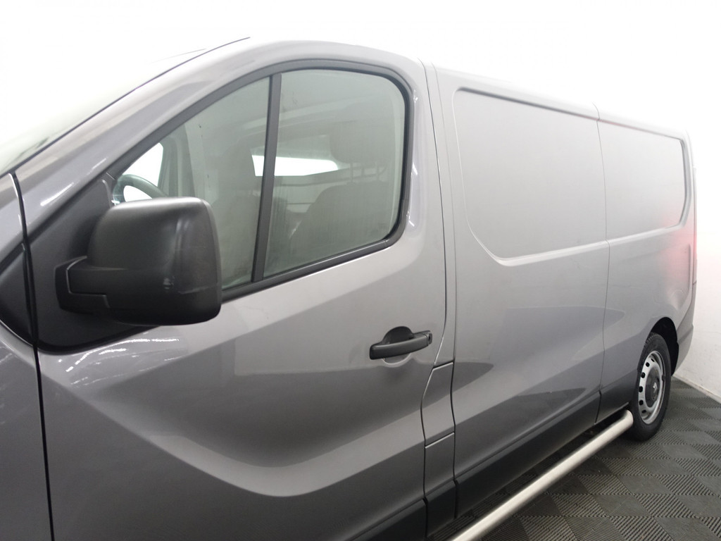 
Renault Trafic 1.6 dCi Euro 6 T29 L2H1 Luxe- Full map Navi, Cruise, Mf Stuur, Airco, Grijs Kenteken vol									