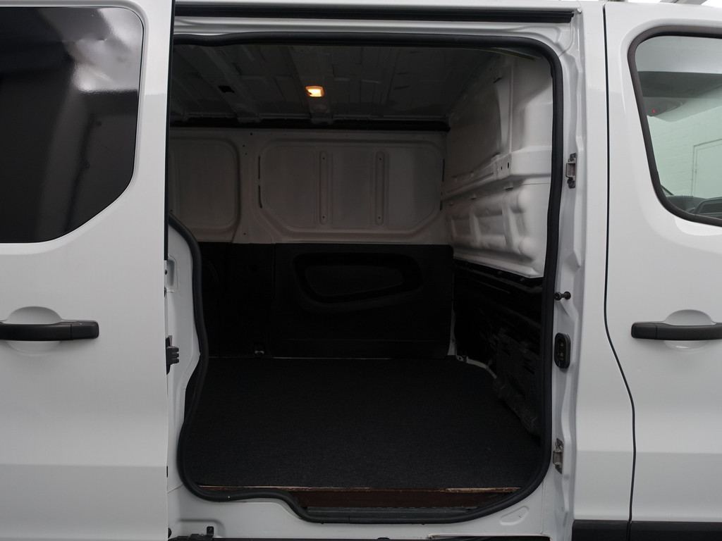 
Renault Trafic 1.6 dCi Euro 6 T29 L2 Luxe- Imperiaal, 3 Pers, Park Assist, Cruise, Clima, Trekhaak vol									