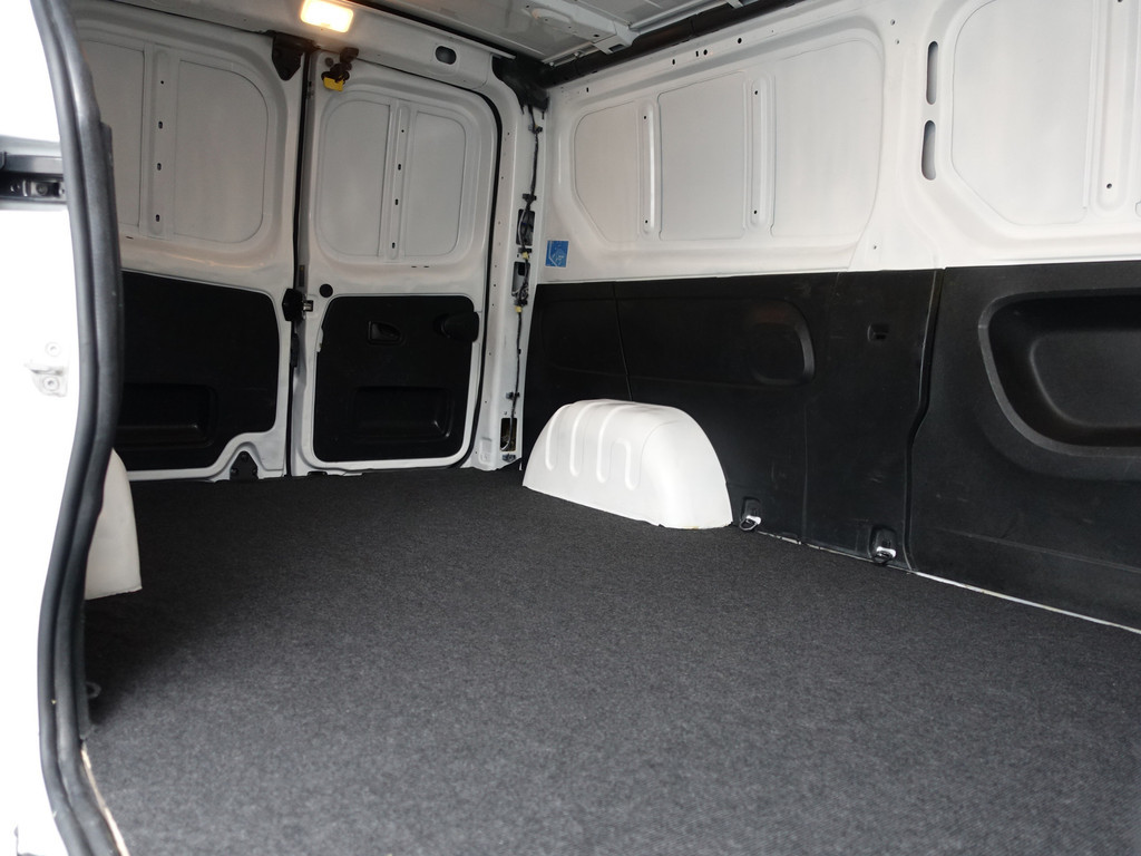 
Renault Trafic 1.6 dCi Euro 6 T29 L2 Luxe- Imperiaal, 3 Pers, Park Assist, Cruise, Clima, Trekhaak vol									