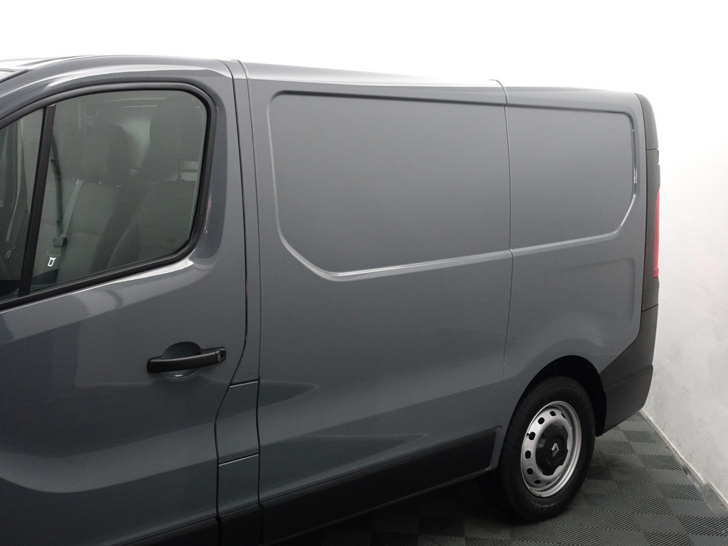 
Renault Trafic 1.6 dCi Euro 6 L1 phase 2 Comfort- 3 Pers, Park Assist, Xenon Led, Cruise, Clima, Grijs Kenteken vol									