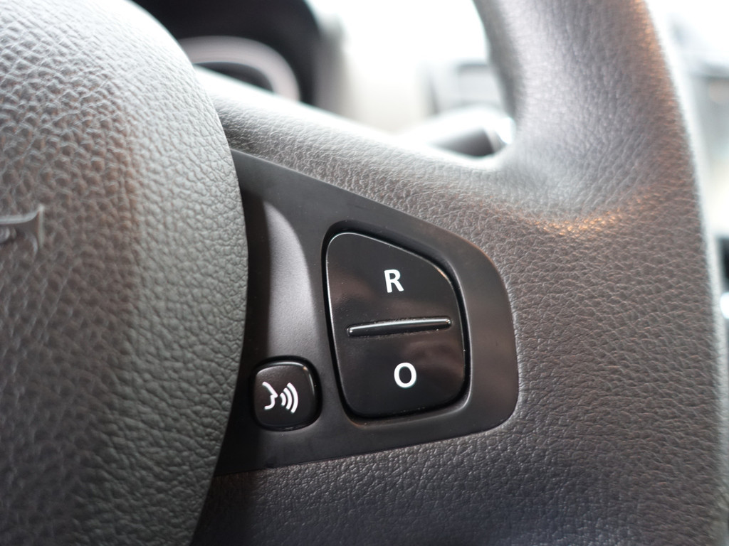 
Renault Trafic 1.6 dCi Euro 6 T29 L2 Comfort- Dubbele Cabine, 5/6 Pers, Camera, Clima, Park Assist, Cruise, Navi vol									