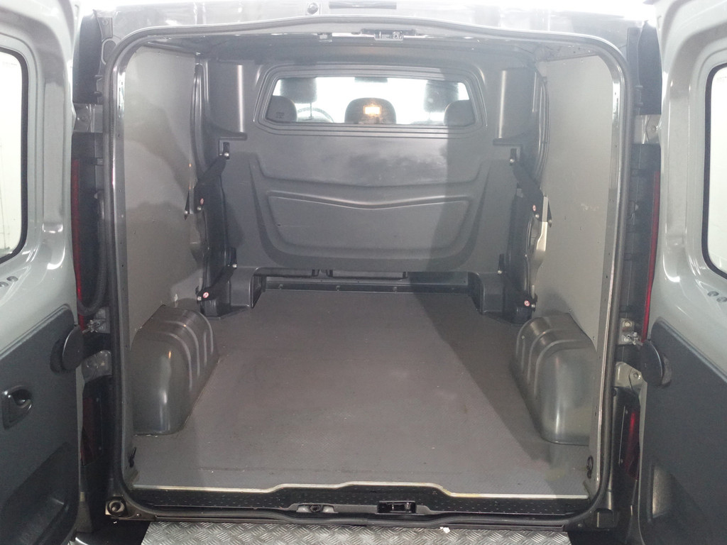 
Renault Trafic 1.6 dCi Euro 6 T29 L2 Comfort- Dubbele Cabine, 5/6 Pers, Camera, Clima, Park Assist, Cruise, Navi vol									