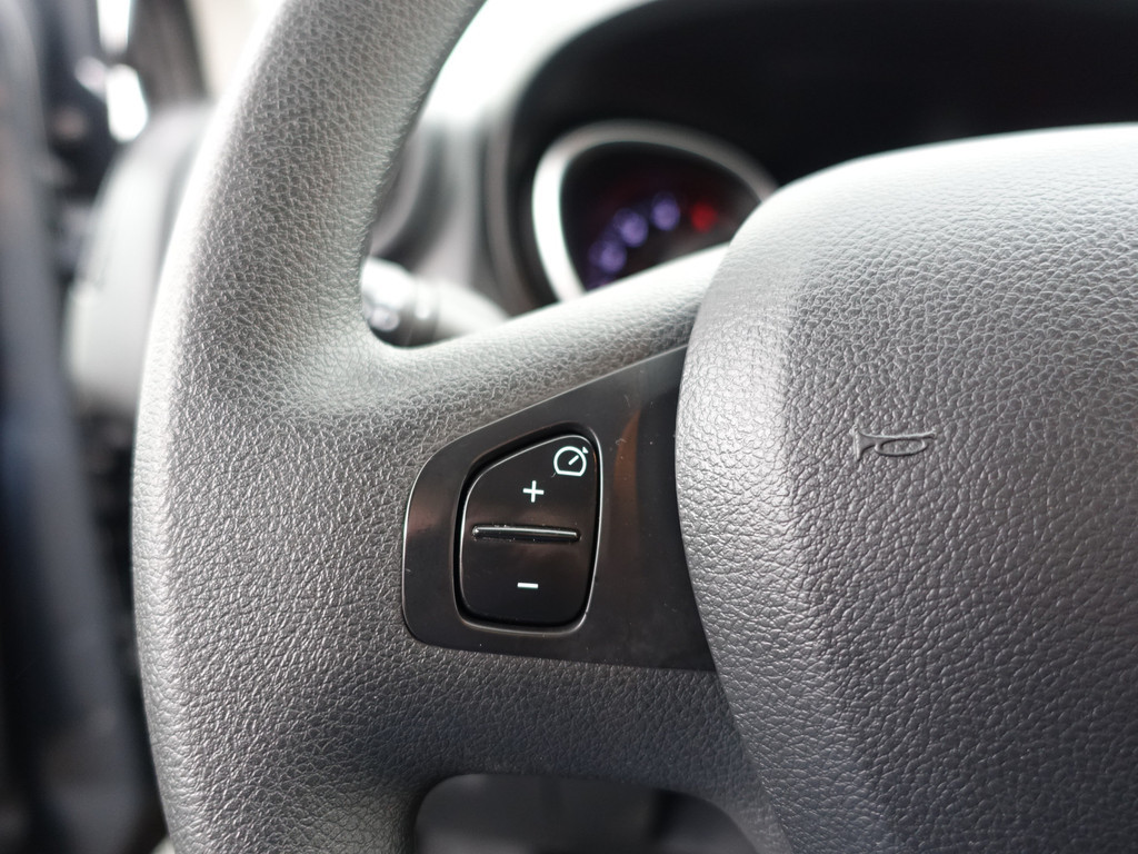 
Renault Trafic 1.6 dCi Euro 6 L1 phase 2 Comfort- 3 Pers, Park Assist, Xenon Led, Cruise, Clima, Grijs Kenteken vol									