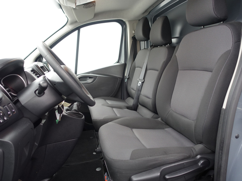 
Renault Trafic 1.6 dCi Euro 6 L1 phase 2 Comfort- 3 Pers, Park Assist, Xenon Led, Cruise, Clima, Grijs Kenteken vol									