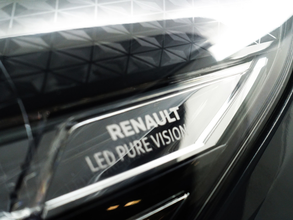 
Renault Trafic 1.6 dCi Euro 6 L1 phase 2 Comfort- 3 Pers, Park Assist, Xenon Led, Cruise, Clima, Grijs Kenteken vol									