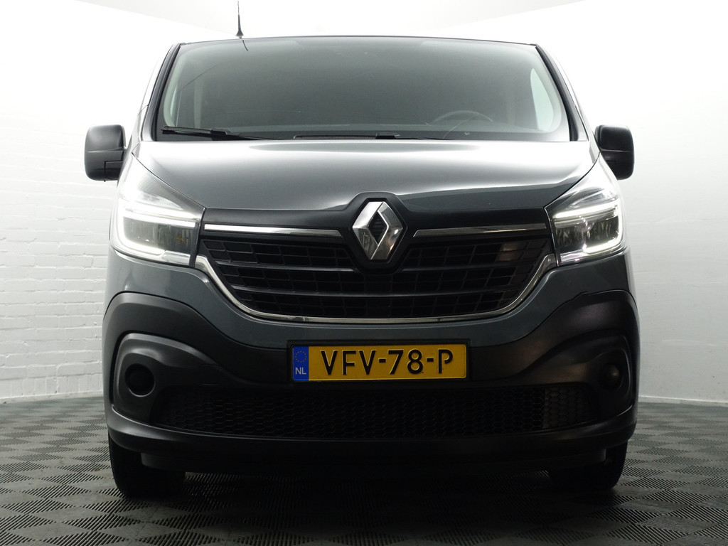 
Renault Trafic 1.6 dCi Euro 6 L1 phase 2 Comfort- 3 Pers, Park Assist, Xenon Led, Cruise, Clima, Grijs Kenteken vol									