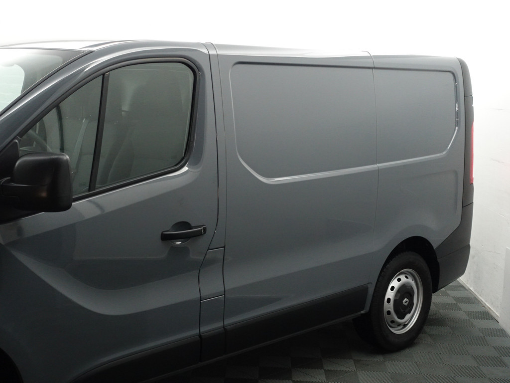 
Renault Trafic 1.6 dCi Euro 6 L1 phase 2 Comfort- 3 Pers, Park Assist, Xenon Led, Cruise, Clima, Grijs Kenteken vol									