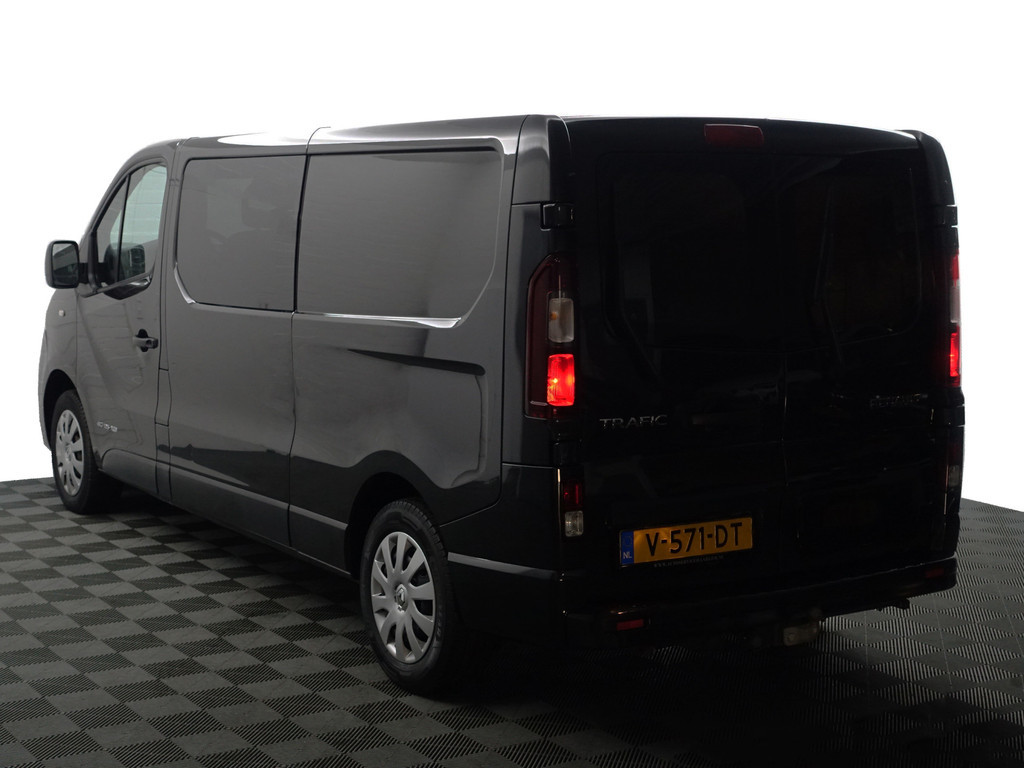 
Renault Trafic 1.6 dCi Euro 6 T29 L2 Luxe- Dubbele Cabine, 6 Pers, Park Assist, Trekhaak, Cruise, Clima vol									