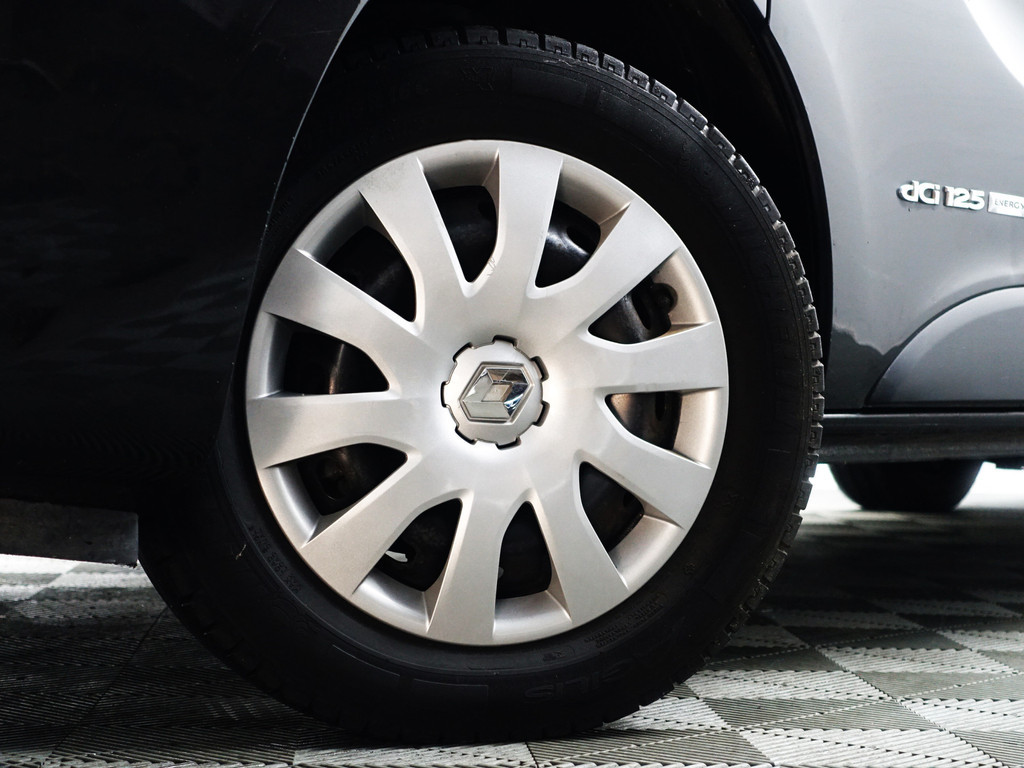 
Renault Trafic 1.6 dCi Euro 6 T29 L2 Luxe- Dubbele Cabine, 6 Pers, Park Assist, Trekhaak, Cruise, Clima vol									