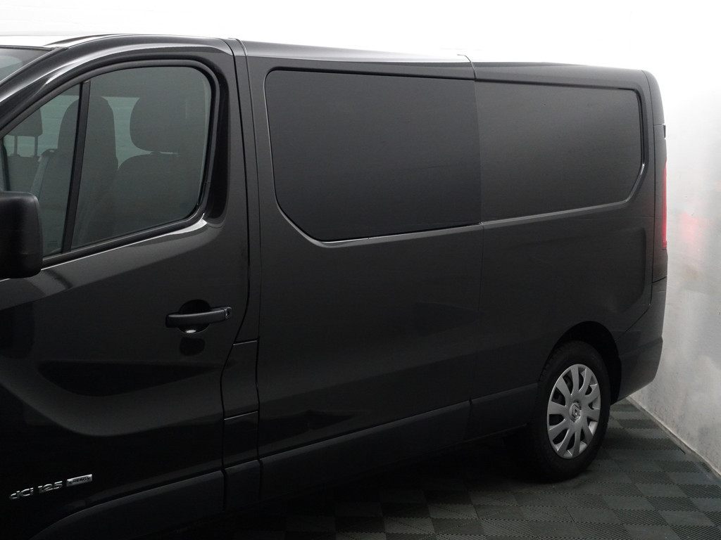 
Renault Trafic 1.6 dCi Euro 6 T29 L2 Luxe- Dubbele Cabine, 6 Pers, Park Assist, Trekhaak, Cruise, Clima vol									