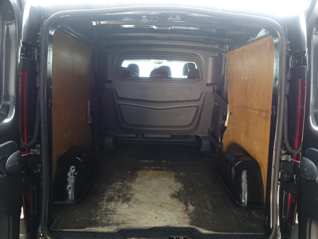 
Renault Trafic 1.6 dCi Euro 6 T29 L2 Luxe- Dubbele Cabine, 6 Pers, Park Assist, Trekhaak, Cruise, Clima vol									