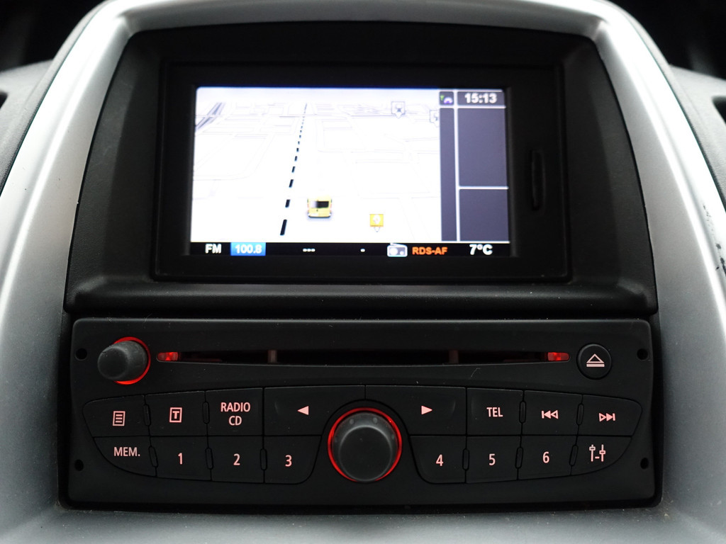 
Renault Trafic 2.0 dCi T29 L2 Dynamic- Dubbele Cabine, 6 Pers, Navi, Park Assist, Clima, NAP 158DKM vol									