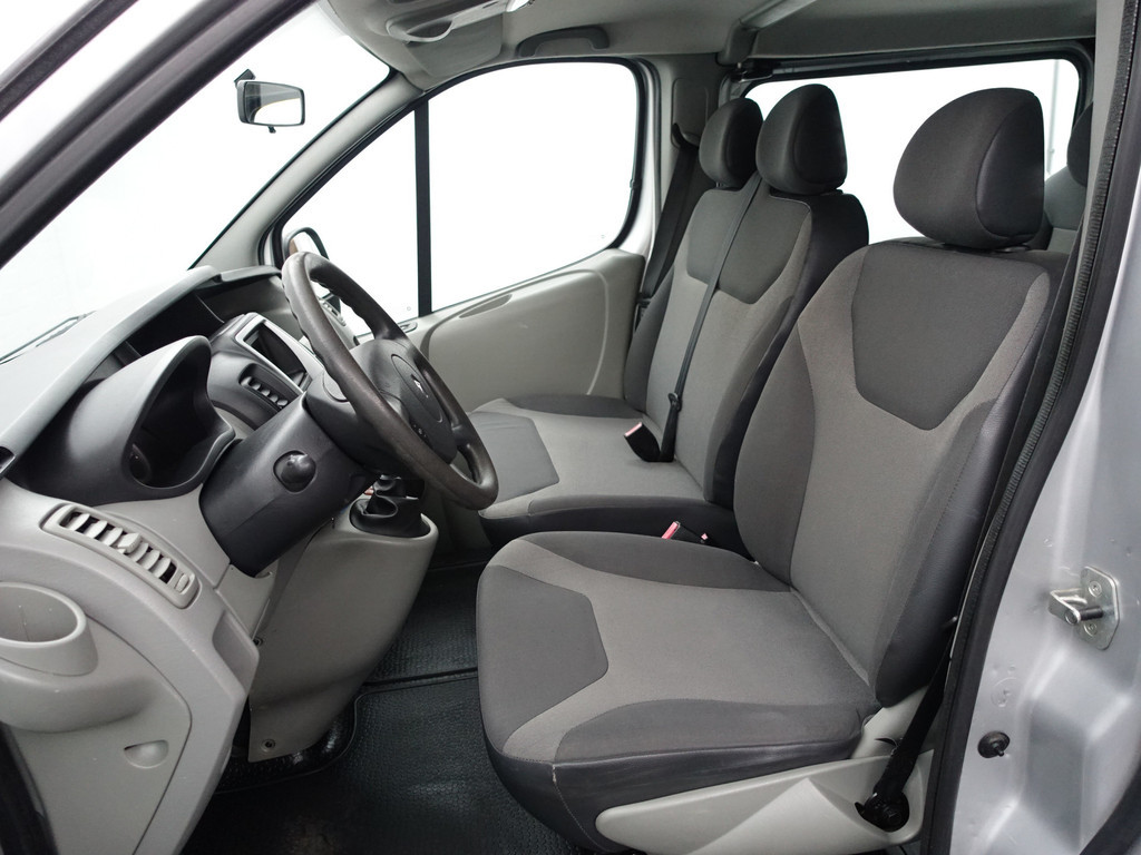 
Renault Trafic 2.0 dCi T29 L2 Dynamic- Dubbele Cabine, 6 Pers, Navi, Park Assist, Clima, NAP 158DKM vol									
